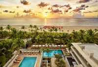  Vacation Hub International | Royal Palm South Beach Miami, a Tribute Portfolio Resort Food