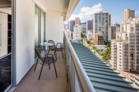  Vacation Hub International | Hilton Garden Inn Waikiki Beach Food