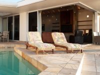  Vacation Hub International | Lighthouse Villa Food
