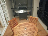  Vacation Hub International | Evelyvans Apartments Food
