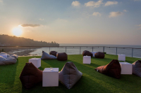  Vacation Hub International | Cape Sienna Hotel & Villas Food