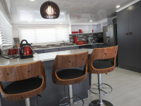  Vacation Hub International | Kango 10 Food