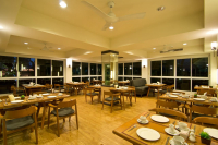  Vacation Hub International | Green Park Resort Food