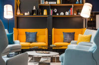  Vacation Hub International | D8 Hotel Food
