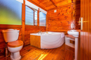  Vacation Hub International | Brenton on Sea Chalets Food