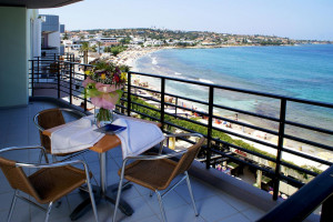  Vacation Hub International | Alia Beach Hotel Food