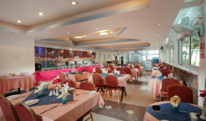  Vacation Hub International | Manisa Hotel Food
