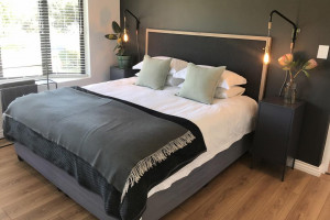  Vacation Hub International | Mews Apartment, Leisure Isle Food