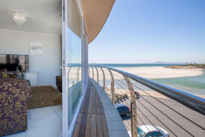  Vacation Hub International | Lagoon Beach 237A Food