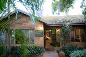  Vacation Hub International | Loerie Guest House Food