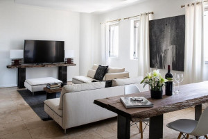  Vacation Hub International | The Franklin Loft Apartments Johannesburg Food