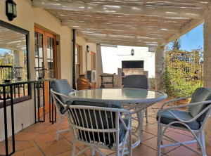  Vacation Hub International | Val d'Or Estate Food
