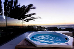  Vacation Hub International | Villa on 1st Crescent Food