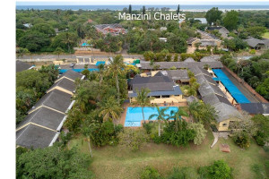  Vacation Hub International | Manzini Chalets - 17 Food