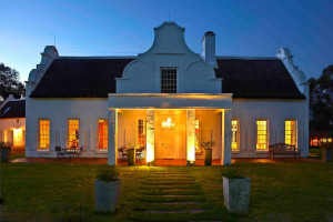  Vacation Hub International | Holden Manz Country House Food