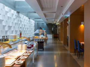  Vacation Hub International | Hotel Baía Cascais Food