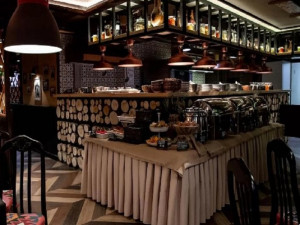  Vacation Hub International | Grand Catherine Palace Hotel Food