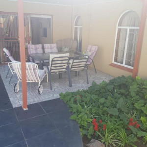  Vacation Hub International | Jolani 2 Guest House Food
