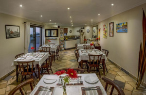  Vacation Hub International | Lalapanzi Guest Lodge-Port Elizabeth Food