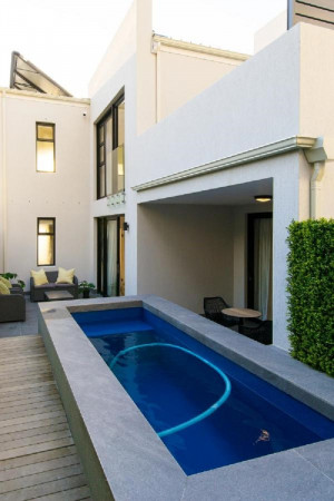  Vacation Hub International | Central Beach Villas Food