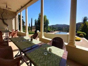  Vacation Hub International | Mardouw Country House Food