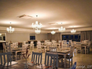  Vacation Hub International | La Provence Accommodation Food