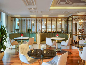  Vacation Hub International | Rixos Pera Istanbul Food