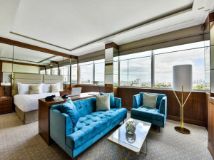 Vacation Hub International | Royal Lancaster London Food