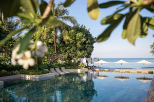  Vacation Hub International | VAYNA Boutique Koh Chang Food