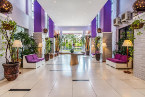  Vacation Hub International | Kuta Central Park Hotel Food