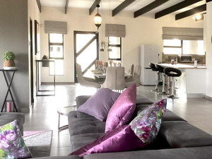  Vacation Hub International | Harpy Haven Food