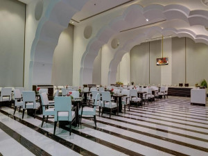  Vacation Hub International | Ramada Plaza By Wyndham Agra Food