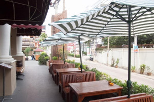 Vacation Hub International | Metro Point Bangkok Food