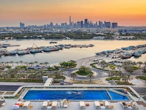  Vacation Hub International | Al Bandar Rotana – Dubai Creek Food