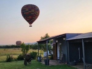 Vacation Hub International | Sunshine Cottage Food