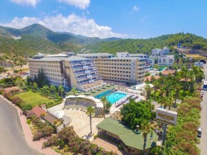  Vacation Hub International | Beach Club Doganay Hotel - All Inclusive Food