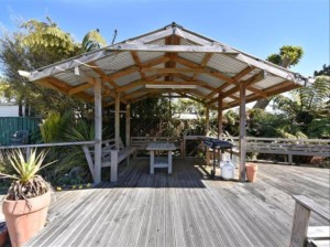  Vacation Hub International | Buller Bridge Motel Food