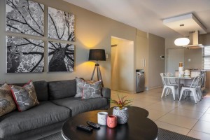  Vacation Hub International | CAG The Hub Bryanston Food
