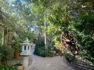  Vacation Hub International | The Little Hideaway Food