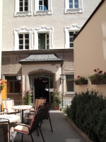  Vacation Hub International | Hotel Schwarzes Rössl Lobby