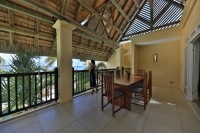  Vacation Hub International | Sands Suites Resort & Spa Lobby