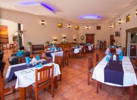  Vacation Hub International | Blue Marlin Guest House Lobby