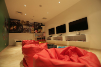  Vacation Hub International | JA Oasis Beach Tower Lobby