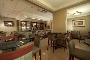  Vacation Hub International | Radisson Hotel Orlando - Lake Buena Vista Lobby