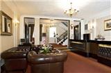  Vacation Hub International | Ascor Court Lobby