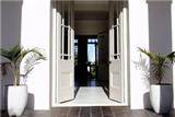  Vacation Hub International | Halstead House Lobby
