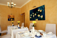  Vacation Hub International | Villa Sunshine Guest House Lobby