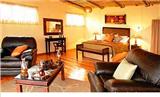  Vacation Hub International | Leopard Rock Coffee Shop and Lookout Chalets Lobby