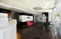  Vacation Hub International | Harbour Ville Hotel Lobby