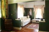  Vacation Hub International | Bisibee Guest House Lobby